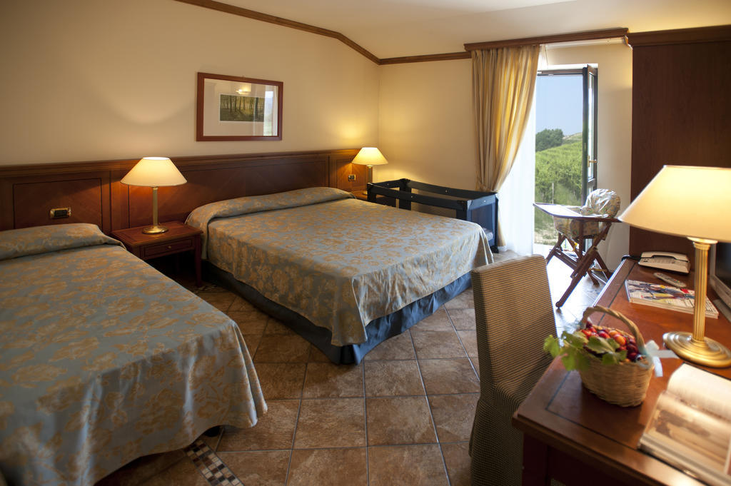 Wine Hotel Munin Canale Bagian luar foto