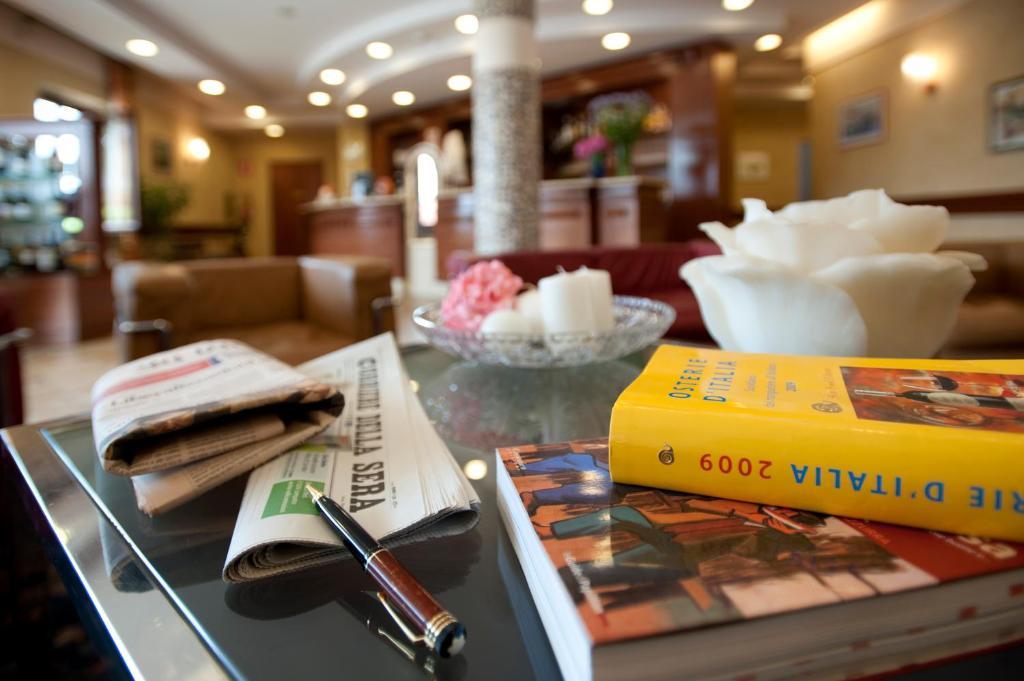 Wine Hotel Munin Canale Bagian luar foto