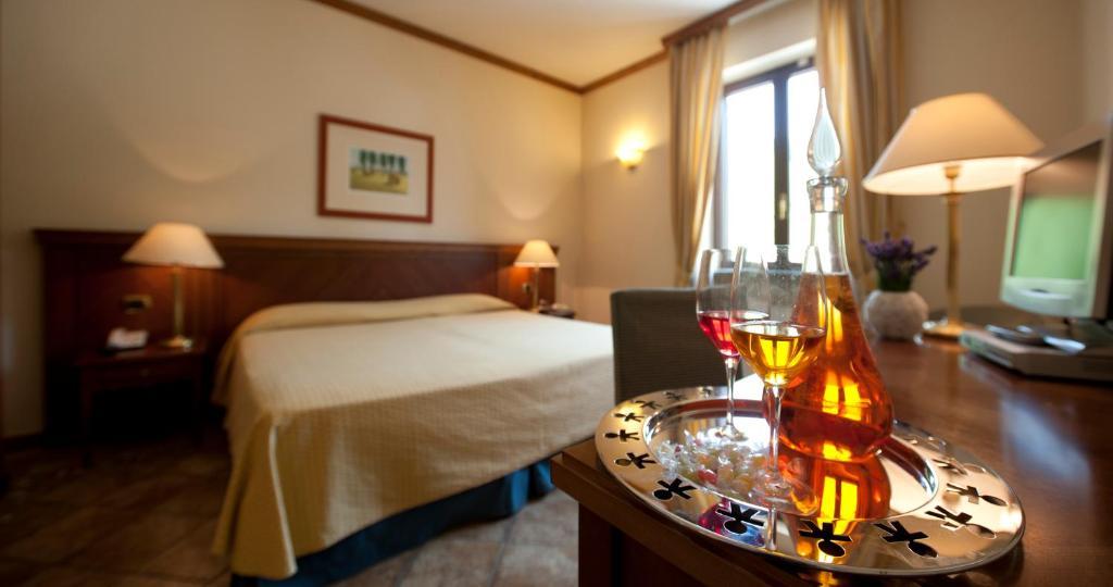 Wine Hotel Munin Canale Bagian luar foto