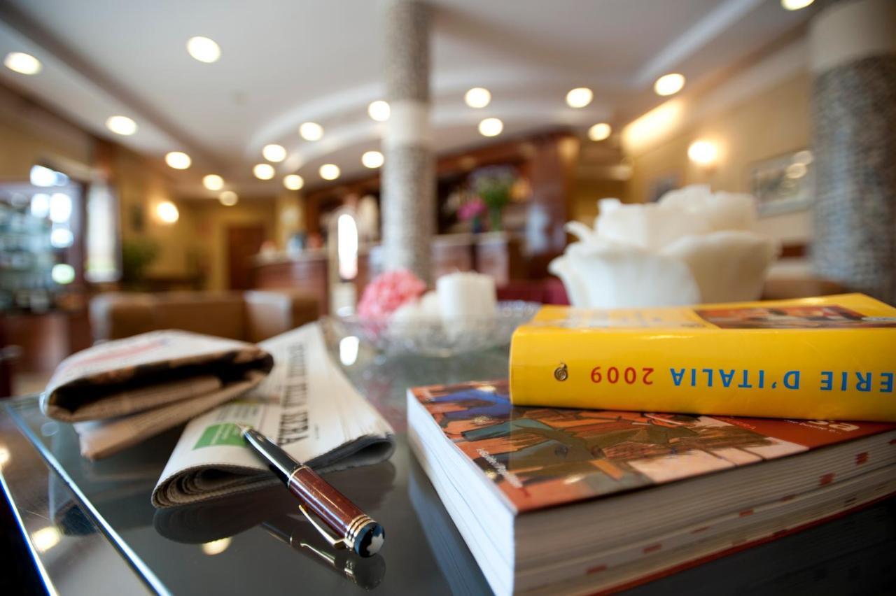 Wine Hotel Munin Canale Bagian luar foto